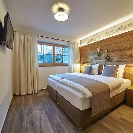 シャレー Panorama ザールバッハ・ヒンターグレム