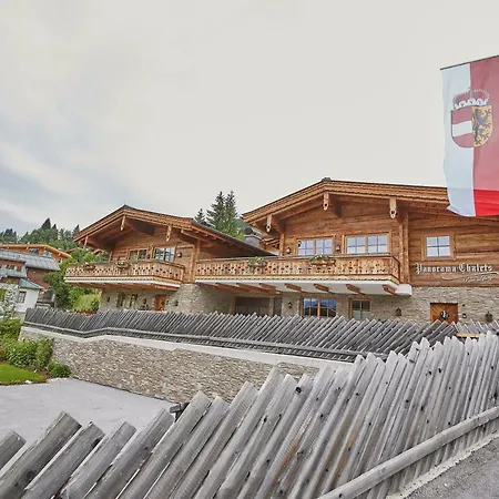 シャレー Panorama ザールバッハ・ヒンターグレム